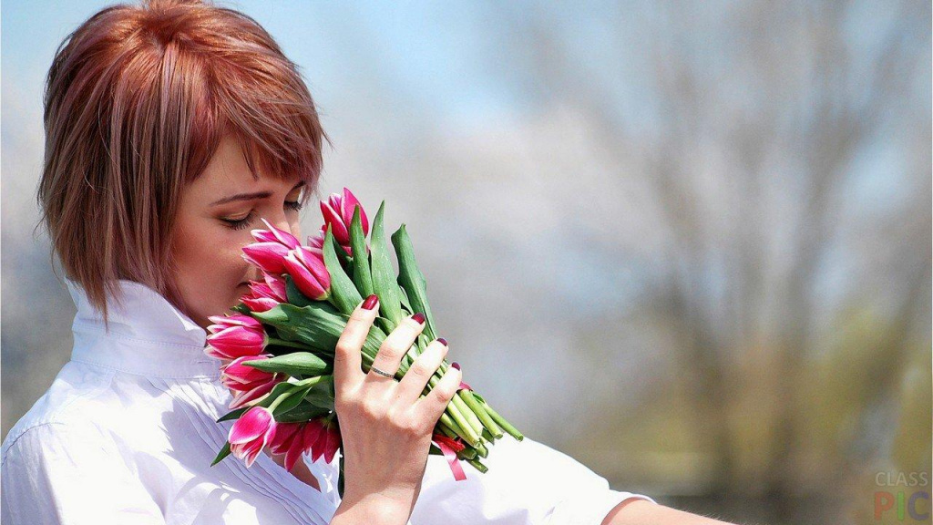 8 Марта - чудесный праздник! Примите поздравления!